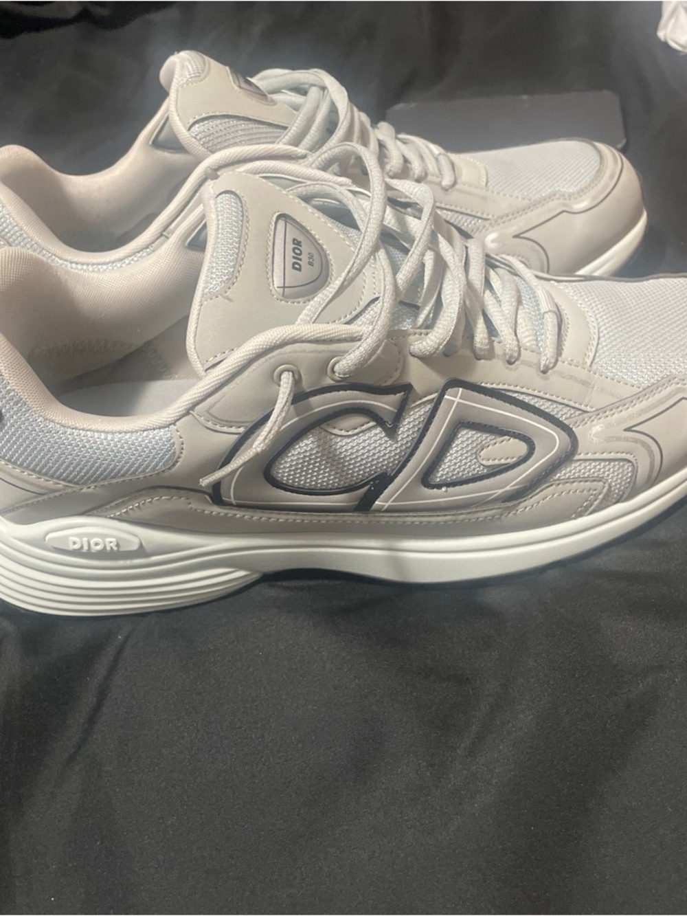 Dior Men's Light Gray Mesh & Leather Sneakers with Reflective Accents - Picture 4 of 8
